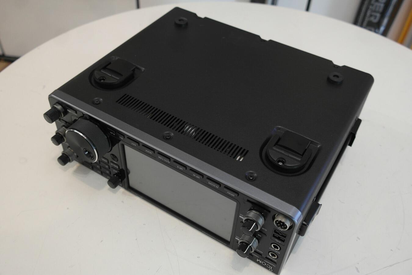 Second Hand Icom IC-7610 HF/50MHz SDR Transceiver | Radioworld UK