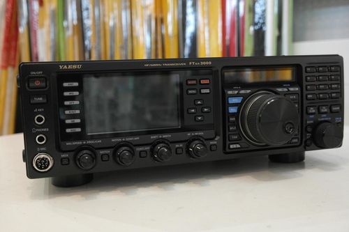 Second Hand Yaesu FTDX10 HF/50MHz SDR Transceiver – Hybrid SDR