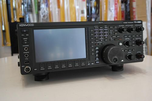 Kenwood TS-890S HF 50MHz 70MHz transceiver front panel view