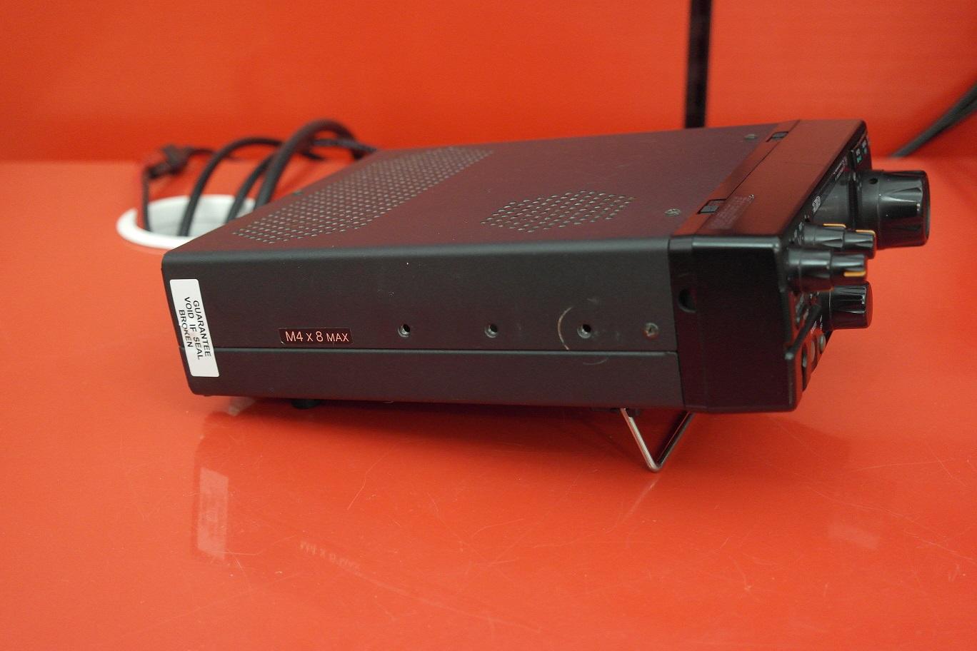Second Hand Alinco DX70TH HF & 6m Transceiver Radioworld UK