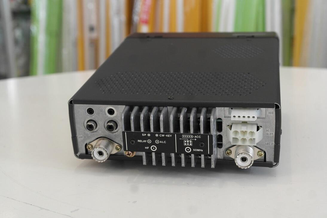 Second Hand Alinco DX-70TH HF/50MHz Transceiver - Radioworld