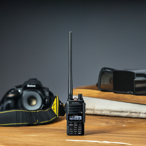 ICOM エアーバンドトランシーバー IC-A24 ic-a24.jpg