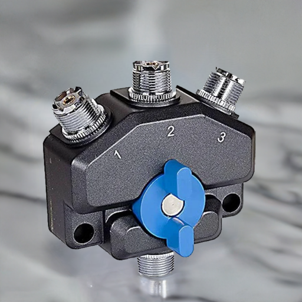 Watson CX-SW3PL 3-way coax switch with SO-239 sockets An insertion loss of less than 0.05dB