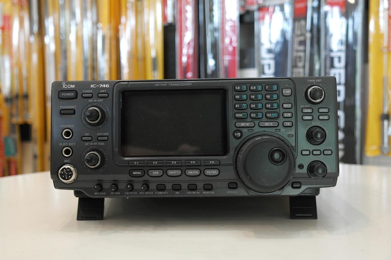Used Icom IC-746 HF/6m 100W Transceiver | Radioworld UK