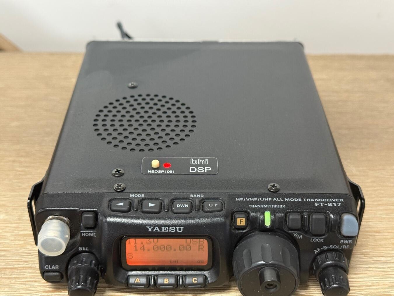 YAESU FT-817 HF/VHF/UHFトランシーバー Second Hand Yaesu FT-817 QRP HF/VHF/UHF All-Mode Transceiver