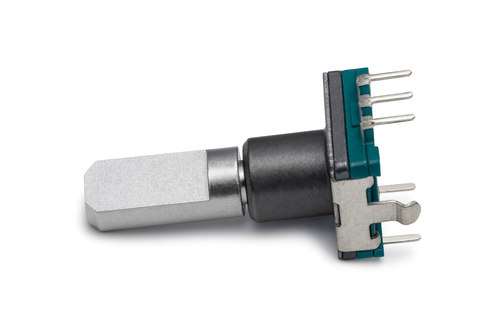 “Yaesu FT‑817 long shaft rotary encoder Q9000795 replacement part – genuine tuning component”