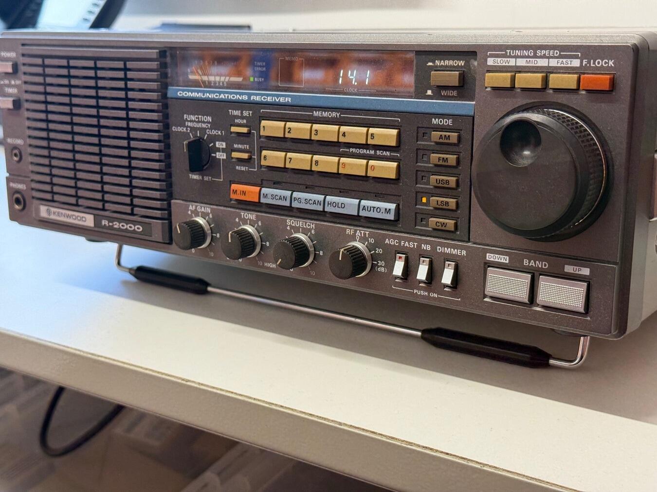 Second Hand Kenwood R-2000 Communications Receiver – Used Condition ...