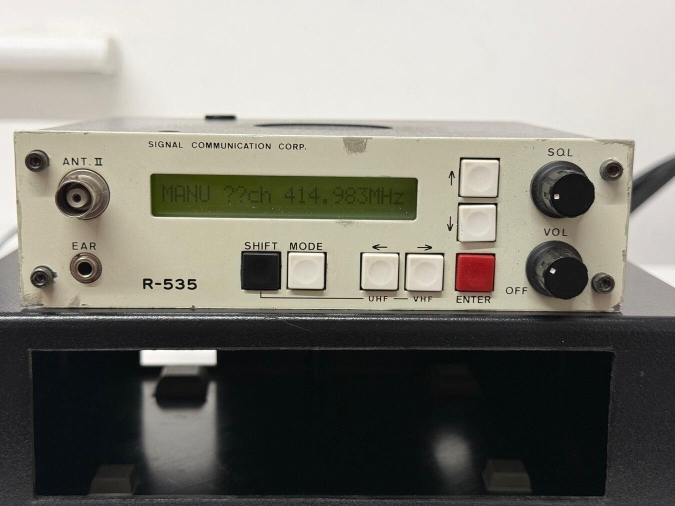 Second Hand Signal R535 Air Band Receiver – Classic Aviation Monitor