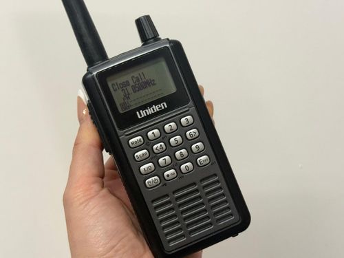 SONY AIR BAND ラジオ AIR-8 ジャンク品 Second Hand Sony AIR 8 Handheld Airband Scanner - Radioworld UK