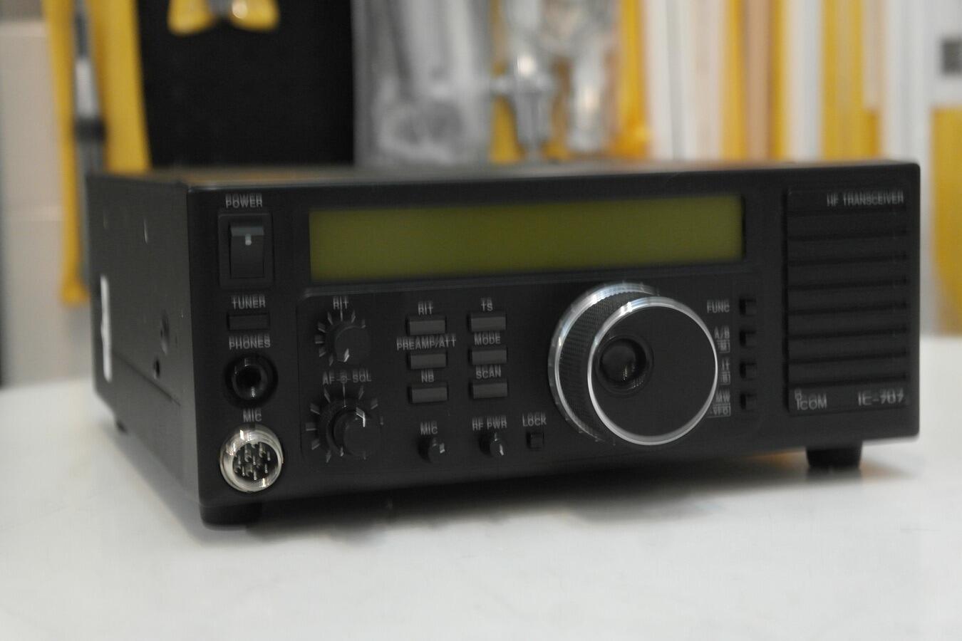 Second hand Icom IC-707 HF amateur radio transceiver