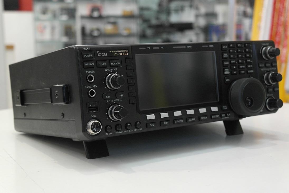 Second Hand Icom IC-7600 Base Transceiver - Radioworld UK