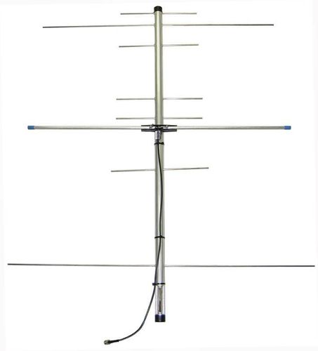 Hygain DB-2345 is a dual-band Yagi antenna with 3.5 elements designed for the 144MHz and 440MHz frequency bands.