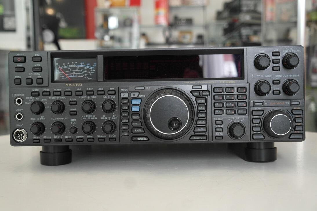 Second Hand Yaesu FT-2000 100W HF Transceiver