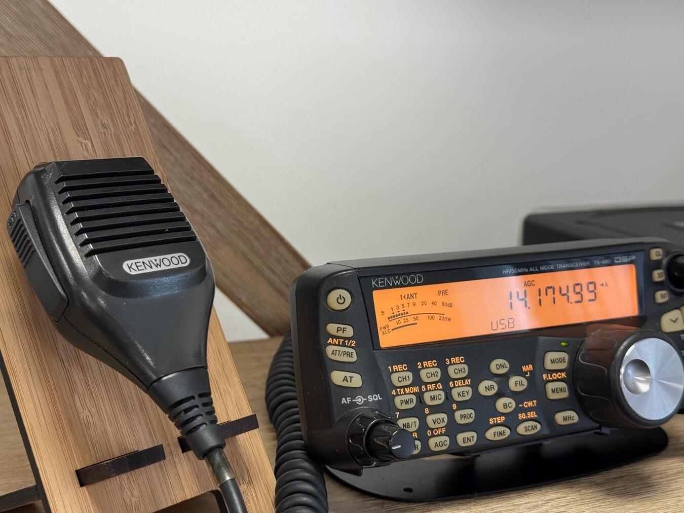 Second Hand Kenwood TS-480SAT HF Transceiver with Built-in ATU