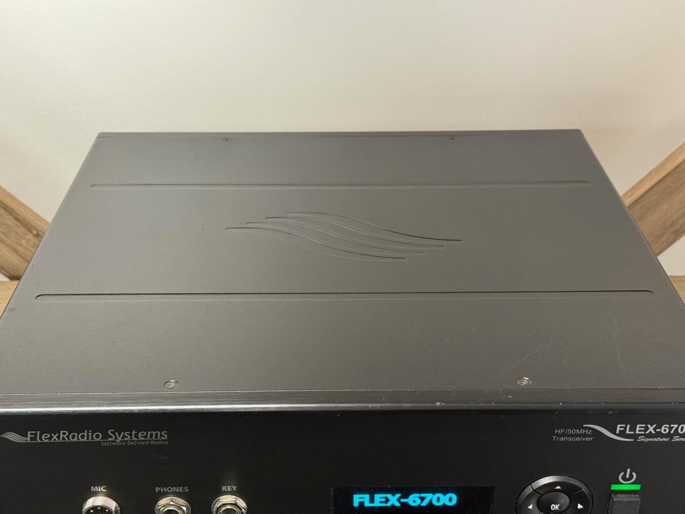 Second hand FLEX-6700 with microphone, power lead, and FlexControl knob