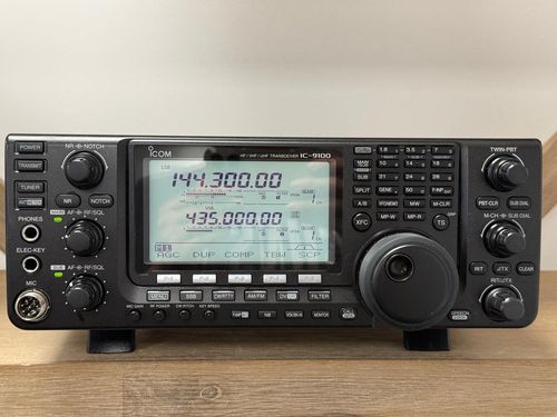 Second Hand Alinco DX-SR8 HF Transceiver - Radioworld UK