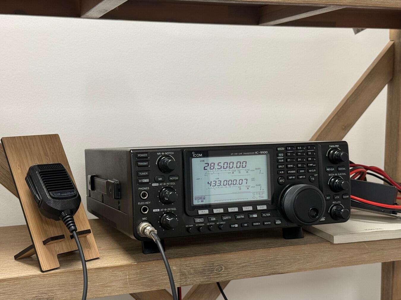 即日発送可ICOM IC-9100 HF/VHF/UHF 即日発送可ICOM IC-9100 HF/VHF/UHF IC-9100 HF⁄VHF⁄UHF