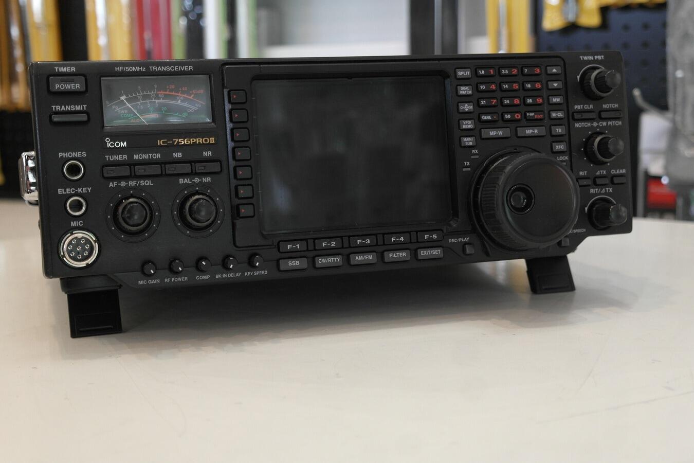 Icom IC-756PROII band scope display and controls close up