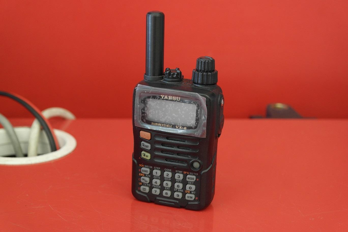 YAESU VX3R Handheld Transceiver, 40 OFF