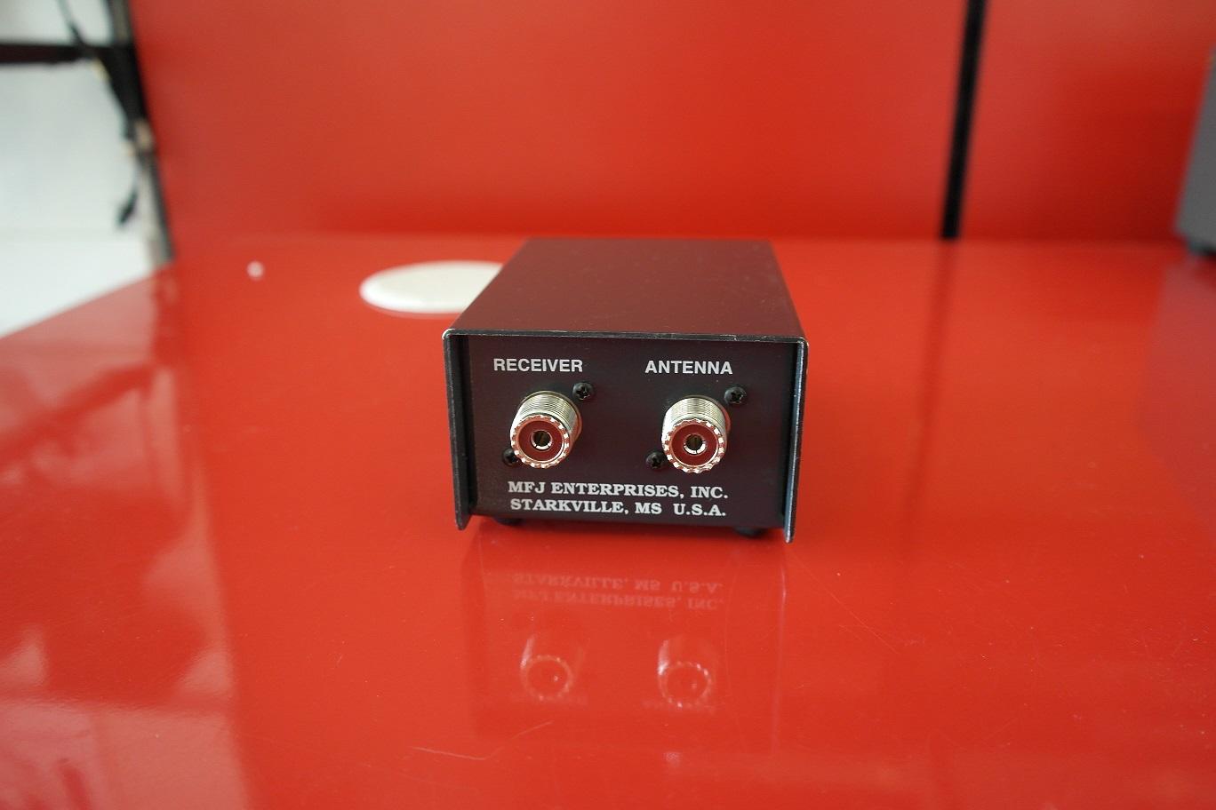 Second Hand MFJ-956 Receiver Antenna Tuner - Radioworld UK