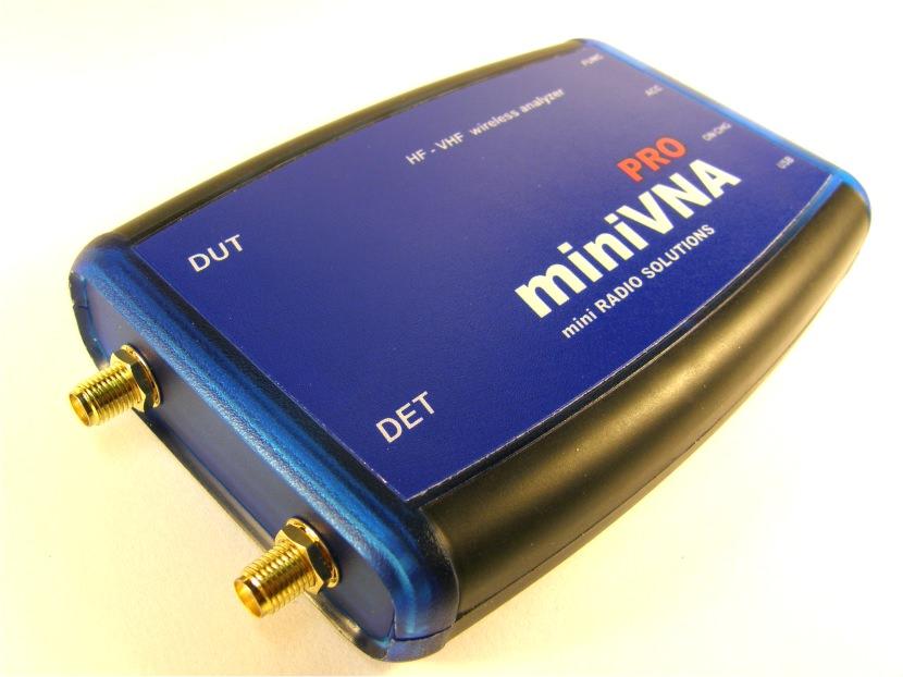 miniVNA PRO2 Wireless Antenna Analyzer using Bluetooth technolog