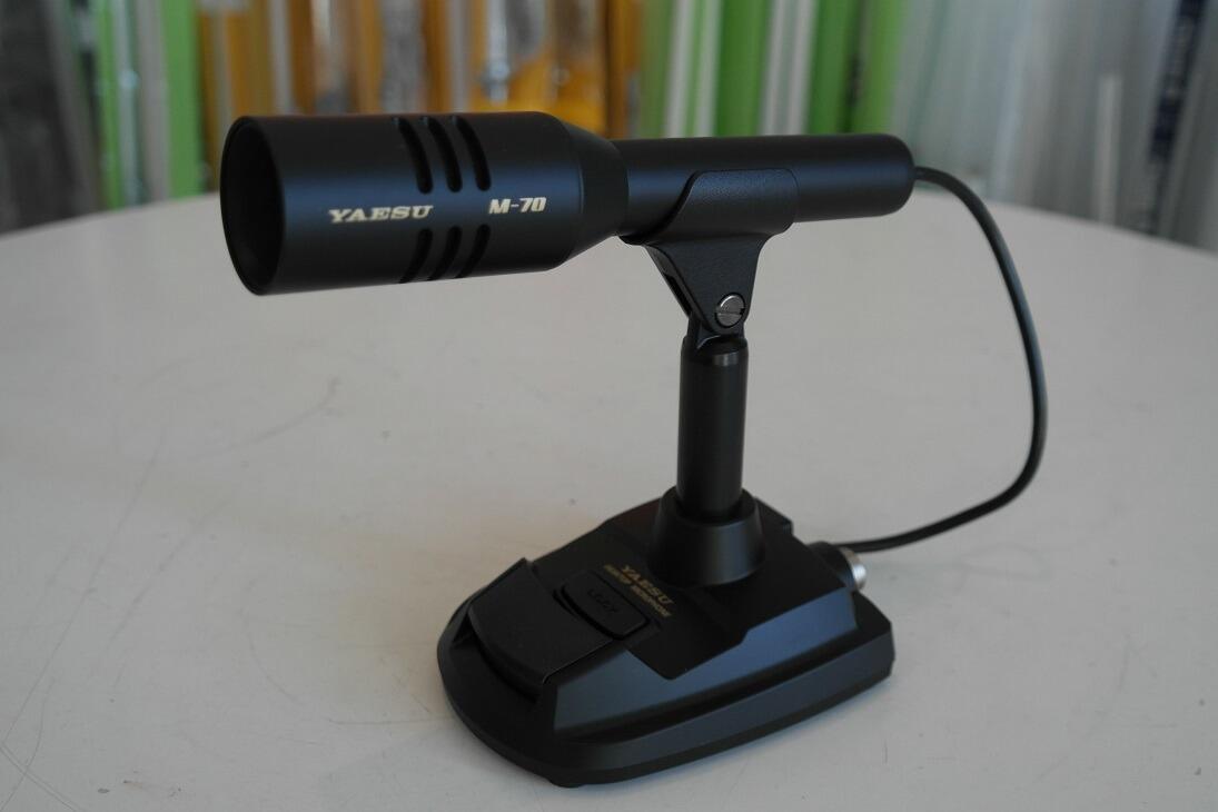 Second Hand Yaesu M70 Desktop Microphone for Yaesu Transceivers -  Radioworld UK