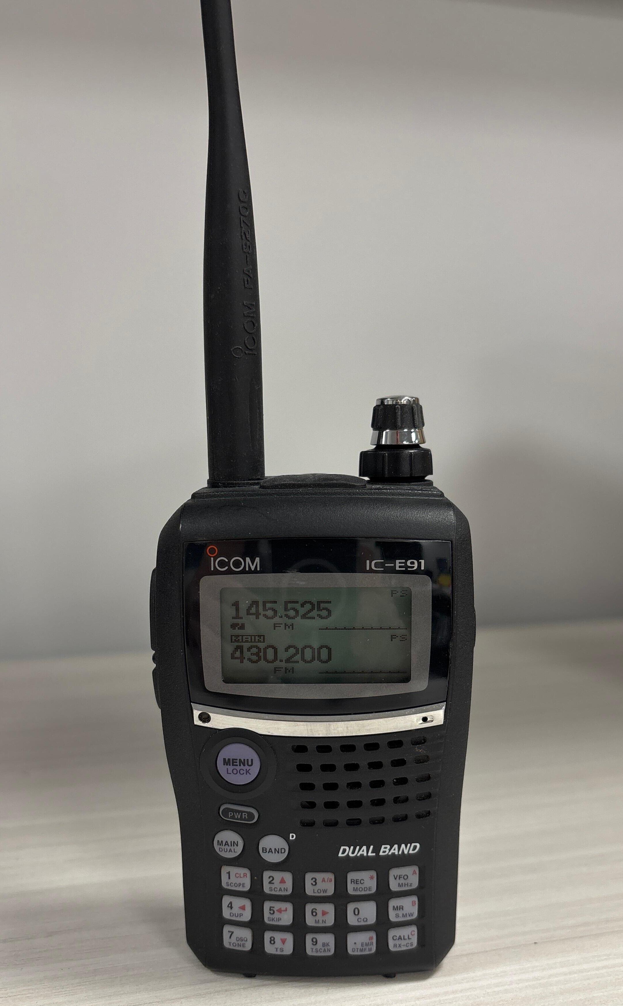 Second Hand Icom IC-E91 VHF/UHF Handheld FM Transceiver