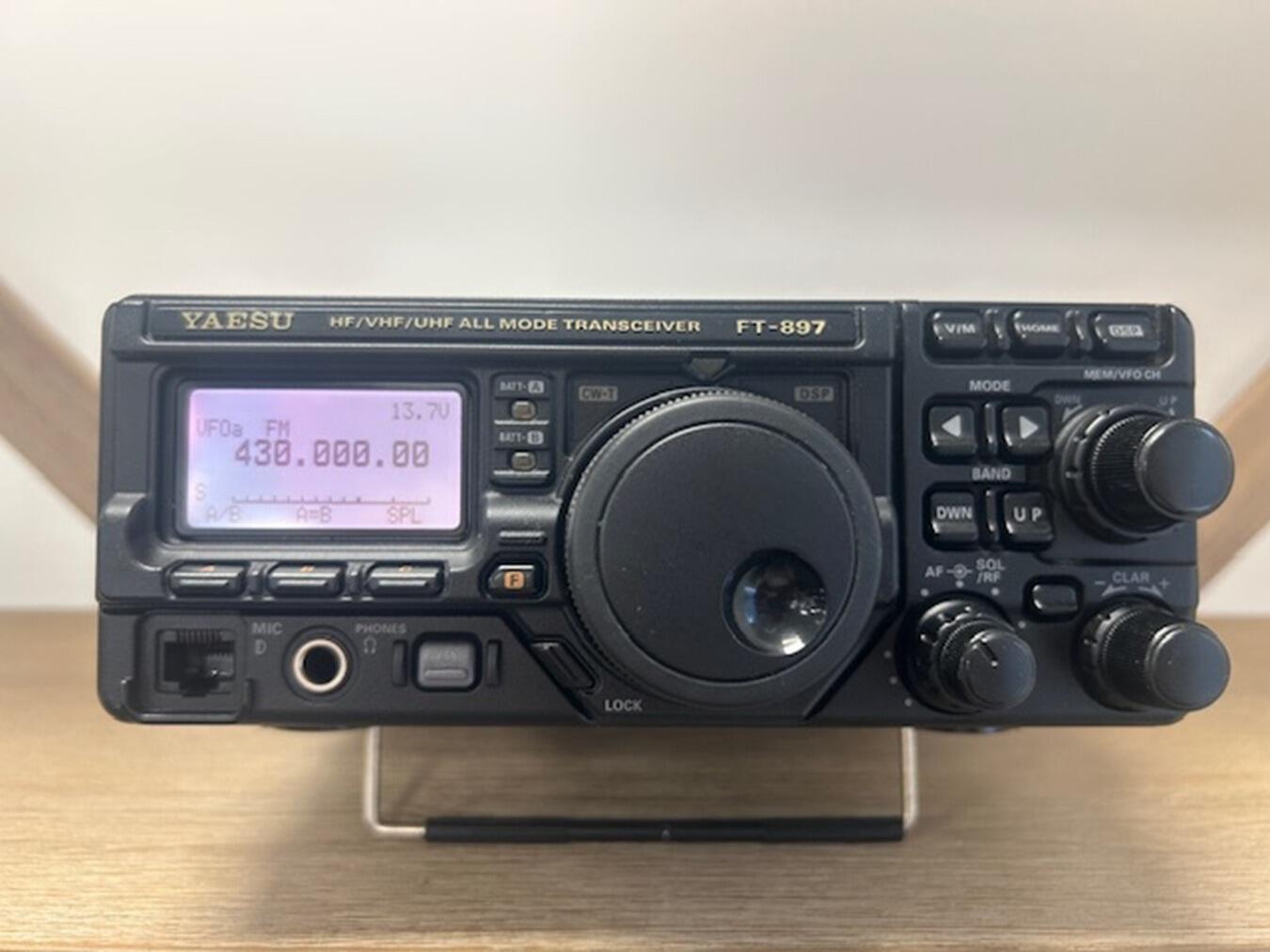 Second Hand Yaesu FT-897D HF/VHF/UHF Transceiver – Radioworld UK