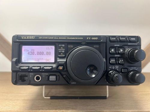 YAESU FT-8100 デュアルバンドトランシーバー Yaesu FT-8100 Dual Band VHF/UHF Mobile Transceiver - RW UK