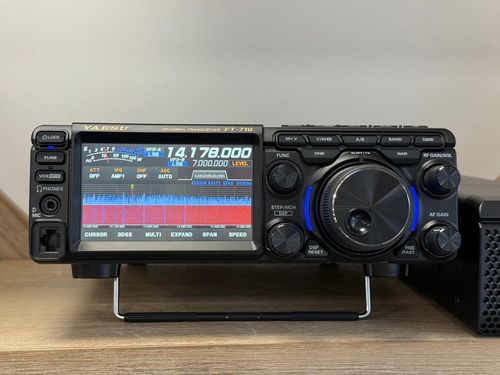YAESU FTDX-10（used）　50W FTDX10 + protective sheet Yaesu HF/50MHz100W outstanding