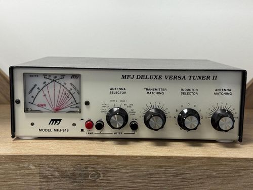 トランシーバー HF Band Antenna Tuner WELZ AC-200 トランシーバー HF