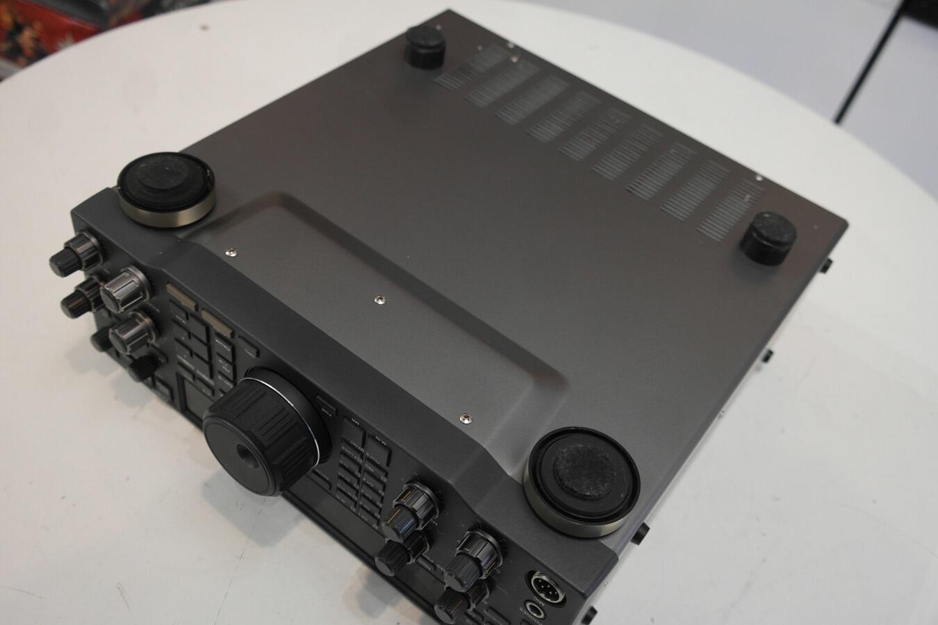Second Hand Kenwood TS-870S HF Transceiver - Radioworld UK