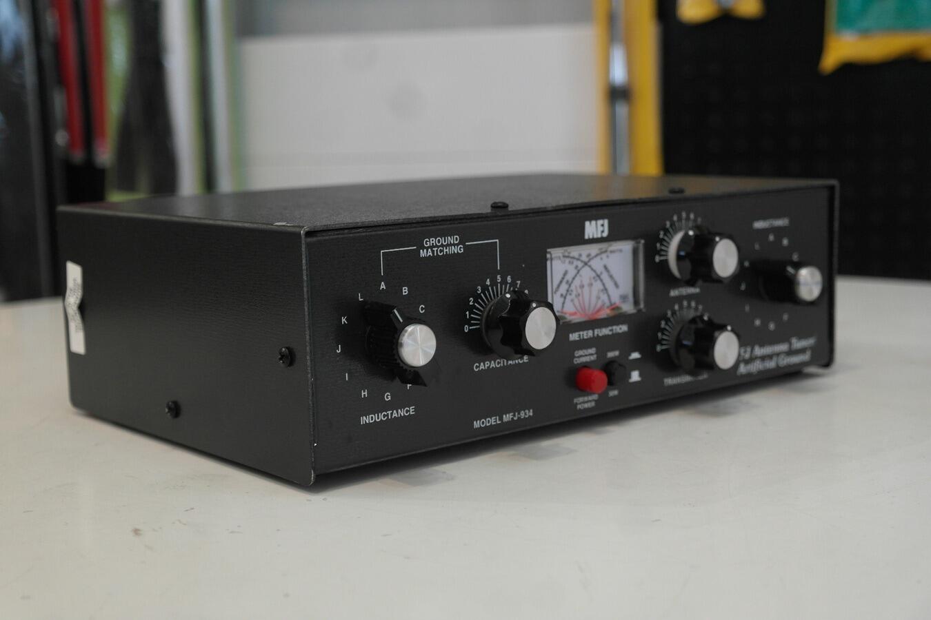 Second Hand MFJ-934 Antenna Tuner & Artificial Earth | Radioworld UK