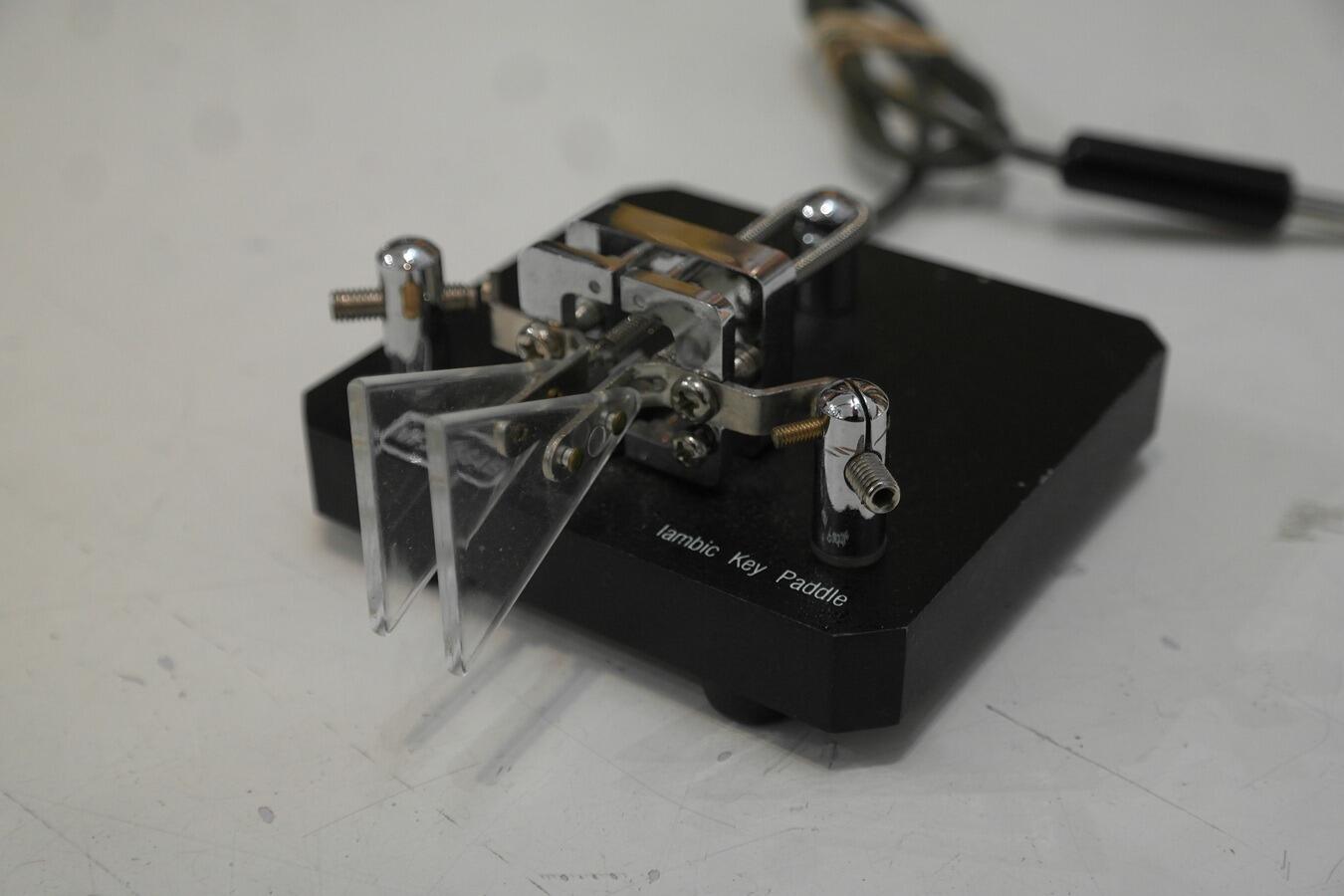 MFJ-564 HK-704 電鍵セット Second Hand MFJ-564 Dual Paddle Morse Key with Black Base - RW UK