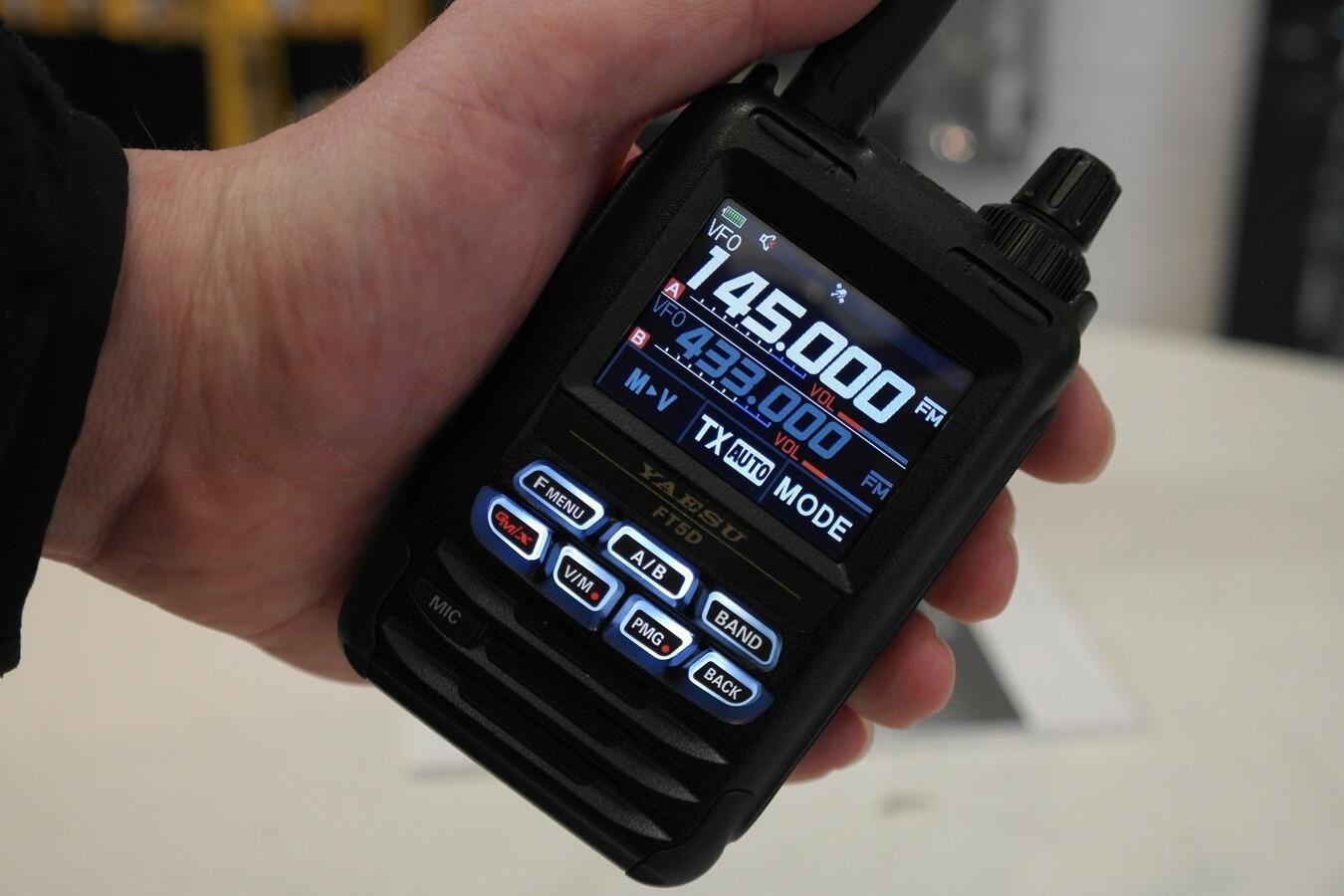 YAESU FT3D デュアルバンドスキャナー Second-hand Yaesu FT5D dual band VHF UHF Fusion handheld