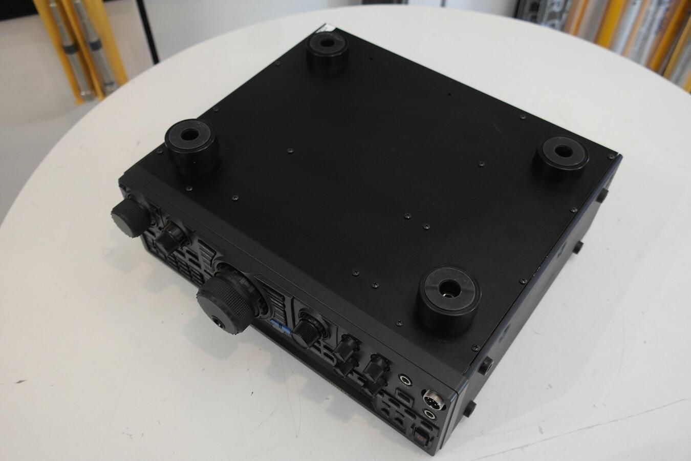 Second Hand Yaesu FT-950 HF/50MHz Transceiver – High-Performance