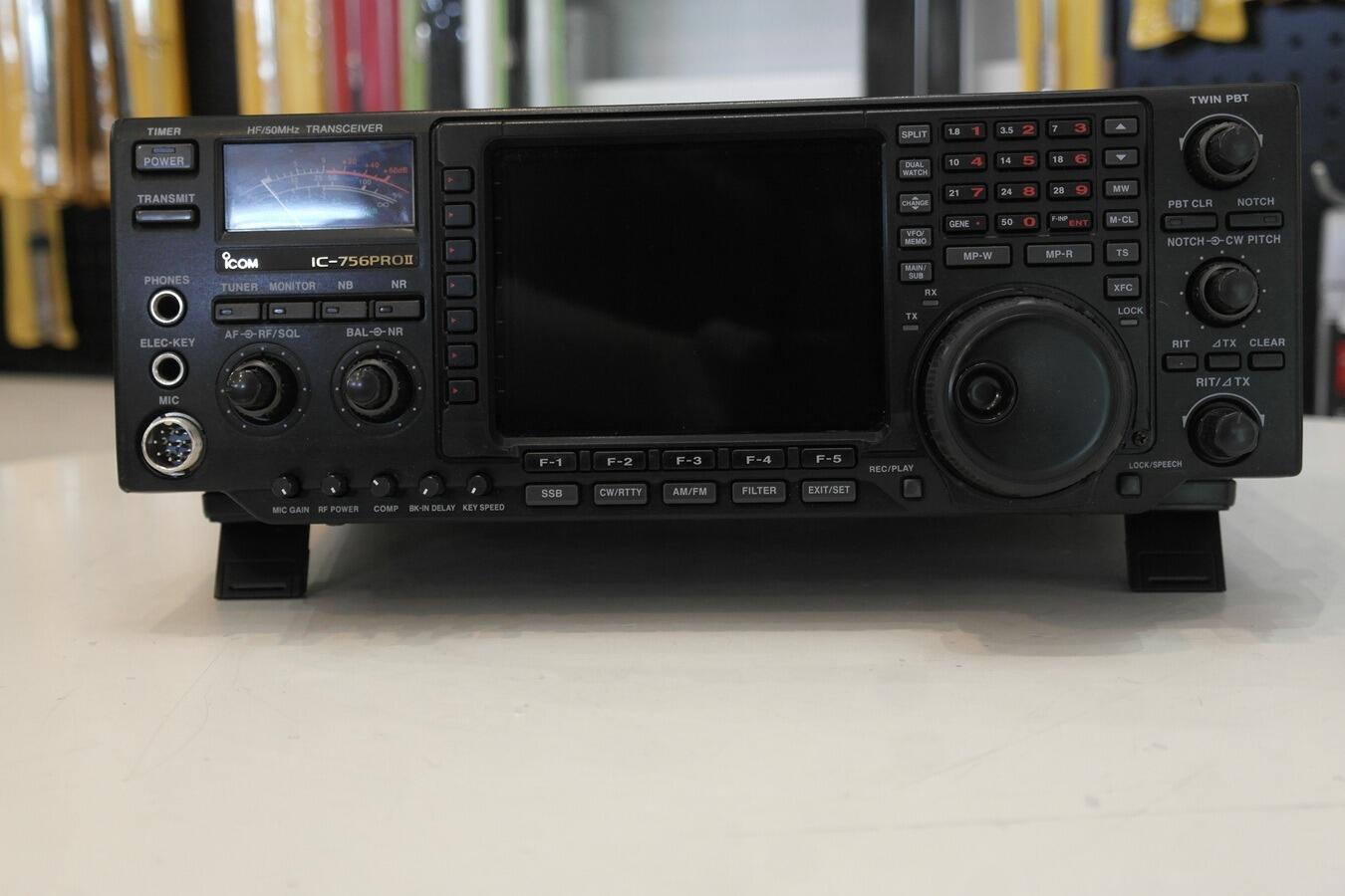 Second hand icom ic-756proii hf transceiver with band scope