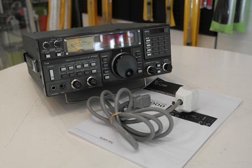Second Hand Icom IC-R2500 Computer Base Communications Receiver