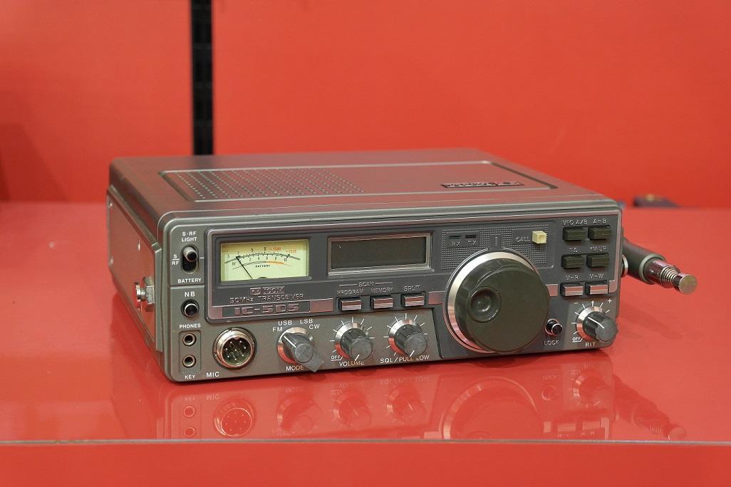 50MHz帯のSSBが全盛期に発売されたアイコムのIC-505 - 川花書房