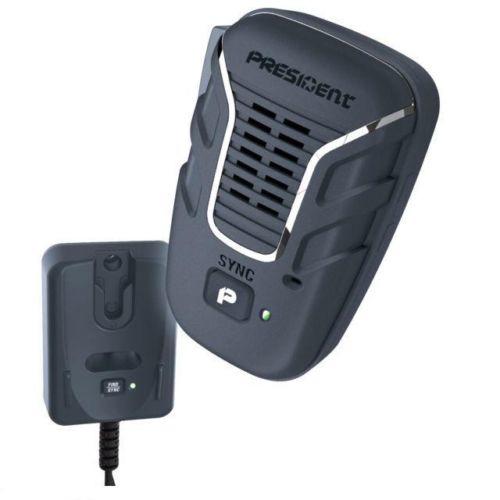President Liberty wireless microphone with a built-in speaker