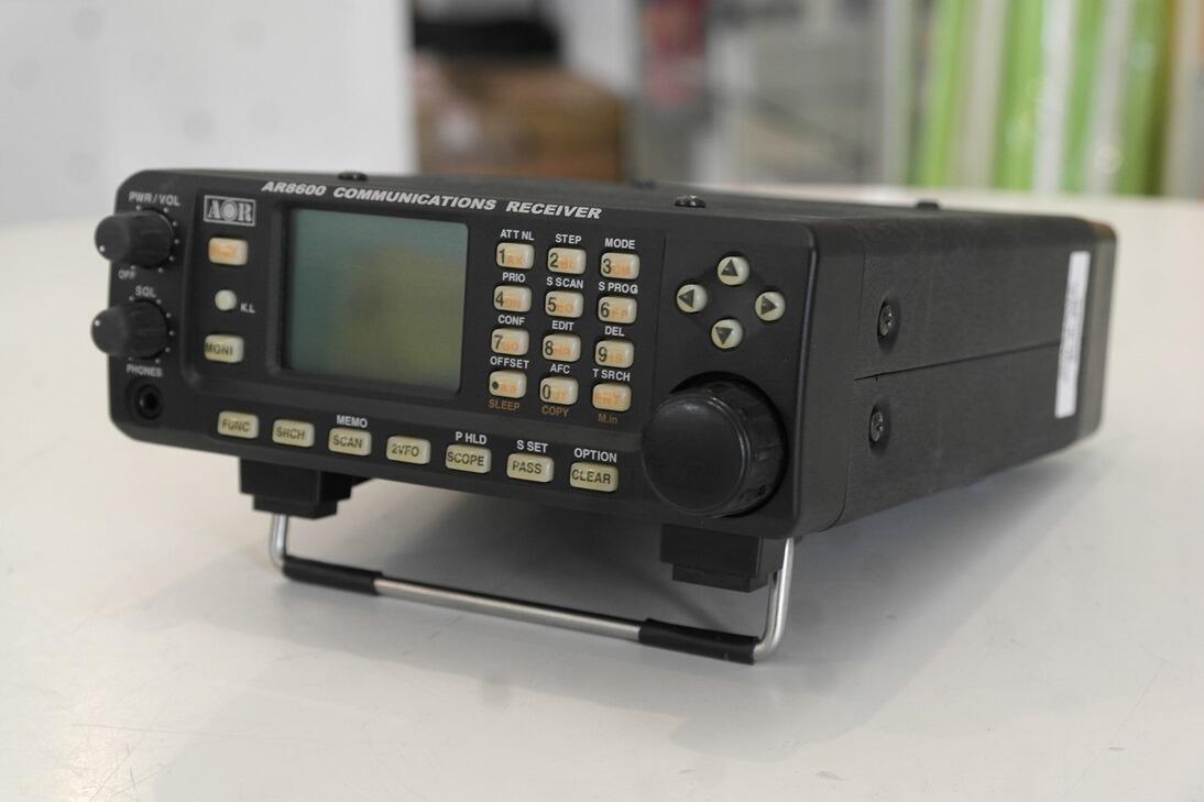 Second Hand AOR AR8600 HF VHF UHF Wide Band Communications Receiver 1