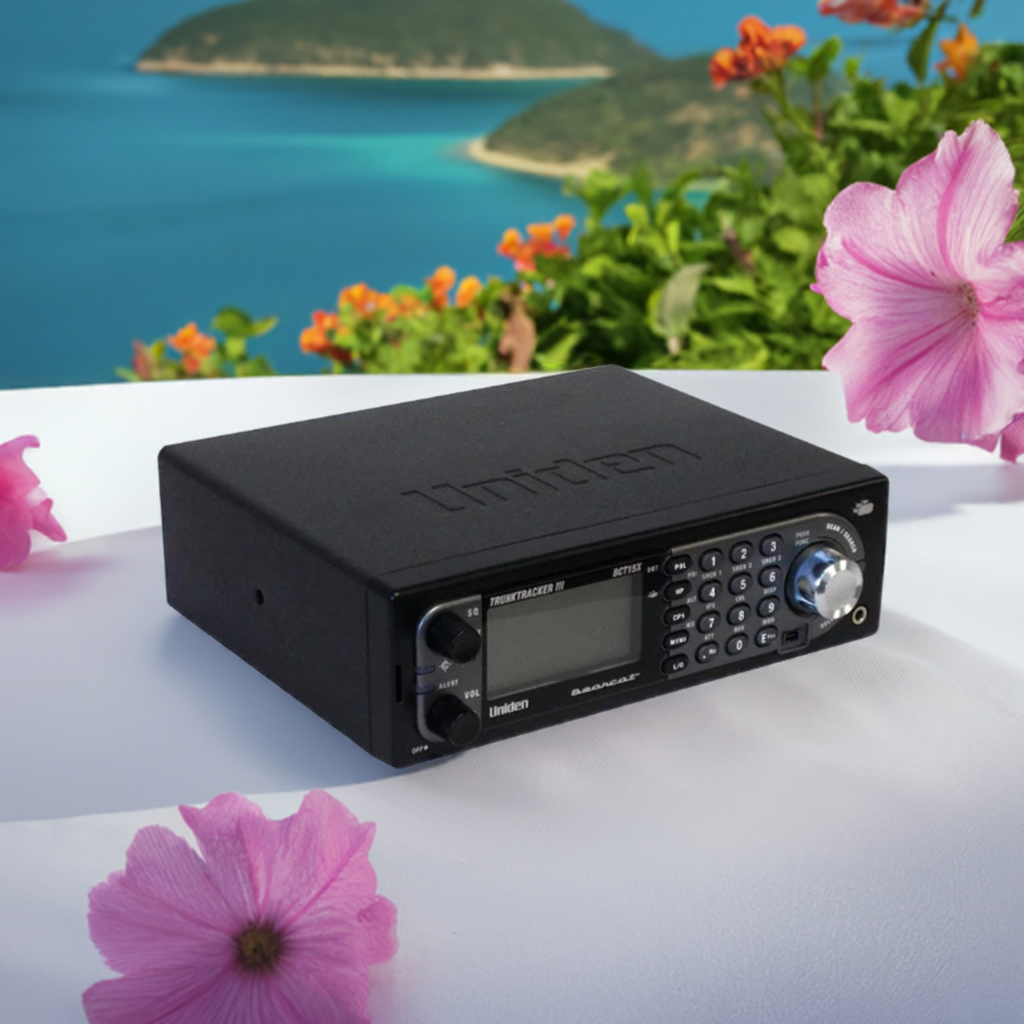 広帯域受信機 0.1〜1300MHz PR-1300 ユニデン 高性能 広帯域受信機 BCT15X 25~1300MHz 高速スキャン搭載