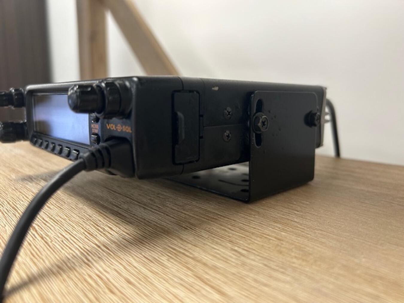 Second Hand Yaesu FT-8100 Dual Band VHF/UHF Mobile Transceiver