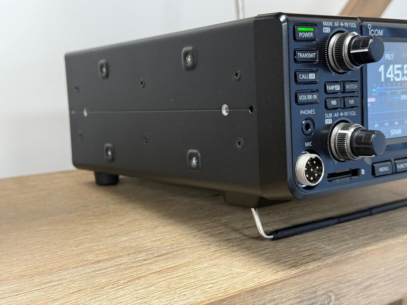 中古　Icom IC-9700 VHF/UHFトランシーバー　ジャンク 中古 Icom IC-9700 VHF/UHFトランシーバー ジャンク