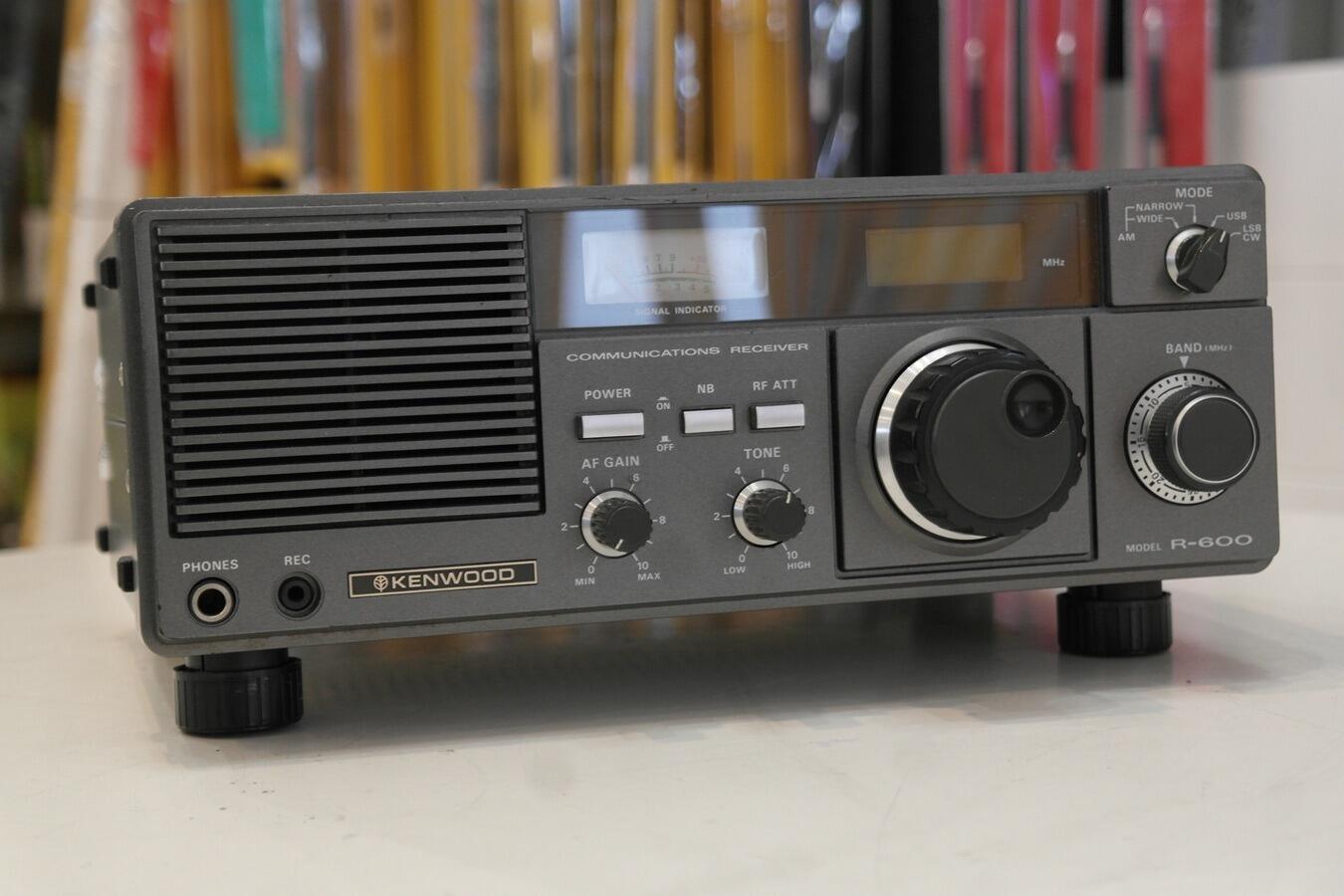 Second Hand Trio Kenwood R-600 HF Receiver – Classic Shortwave