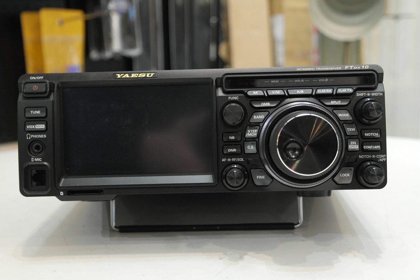 Second Hand Yaesu FTDX10 HF/50MHz SDR Transceiver – Hybrid SDR
