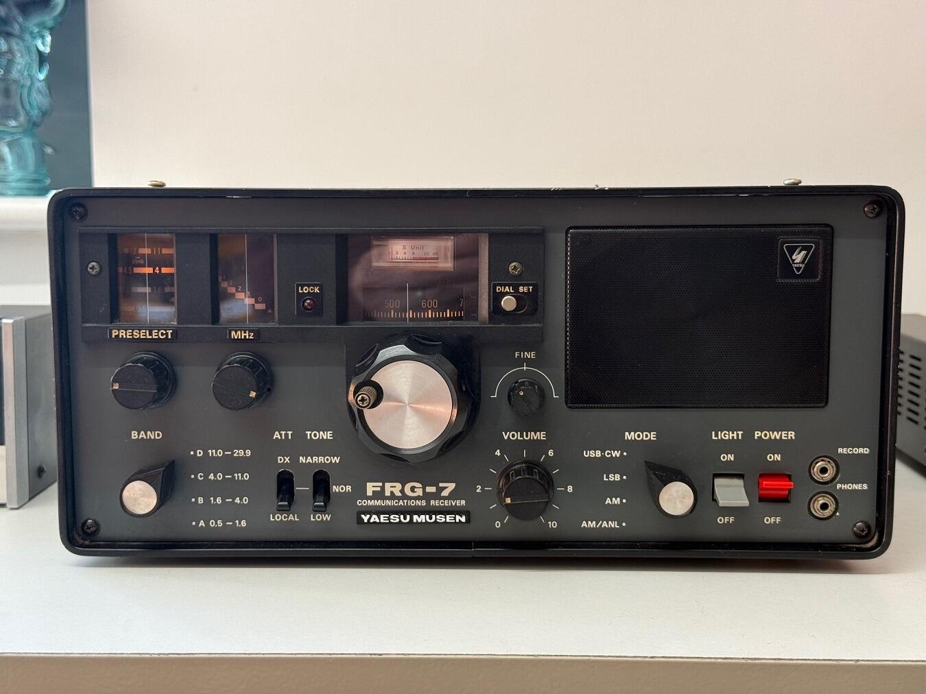 Rescue Rig Yaesu FRG‑7 HF Communications Receiver – Working, Needs TLC