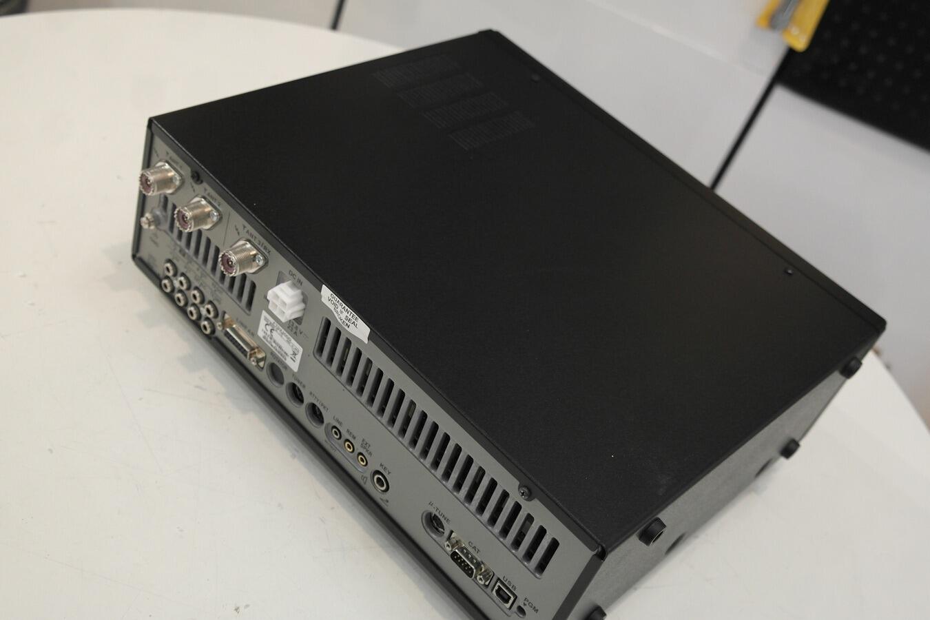 Second Hand Yaesu FTDX-3000D HF/50MHz SDR Transceiver – Radioworld UK