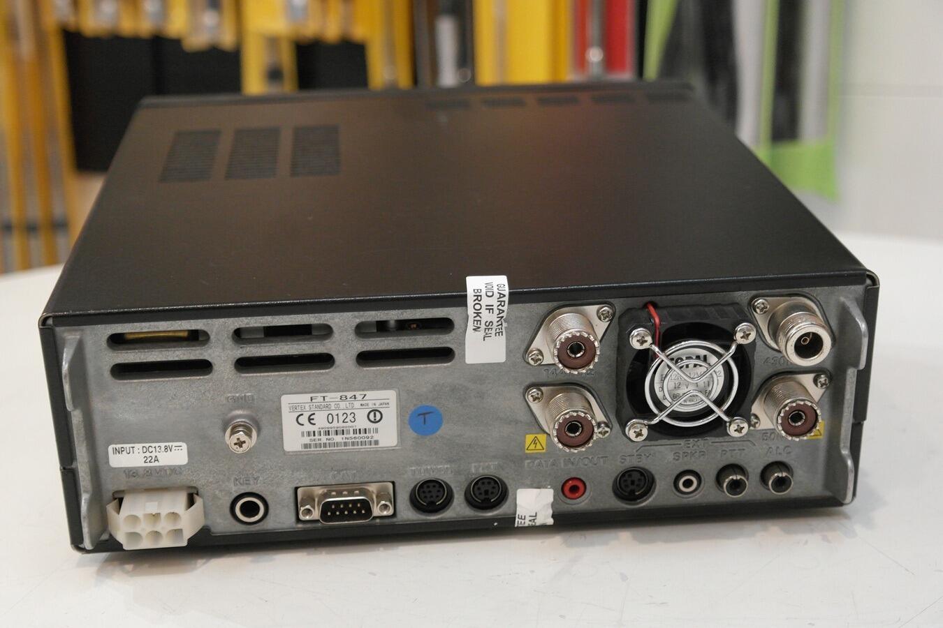 Second Hand Yaesu FT-847 Multiband HF/VHF/UHF Transceiver