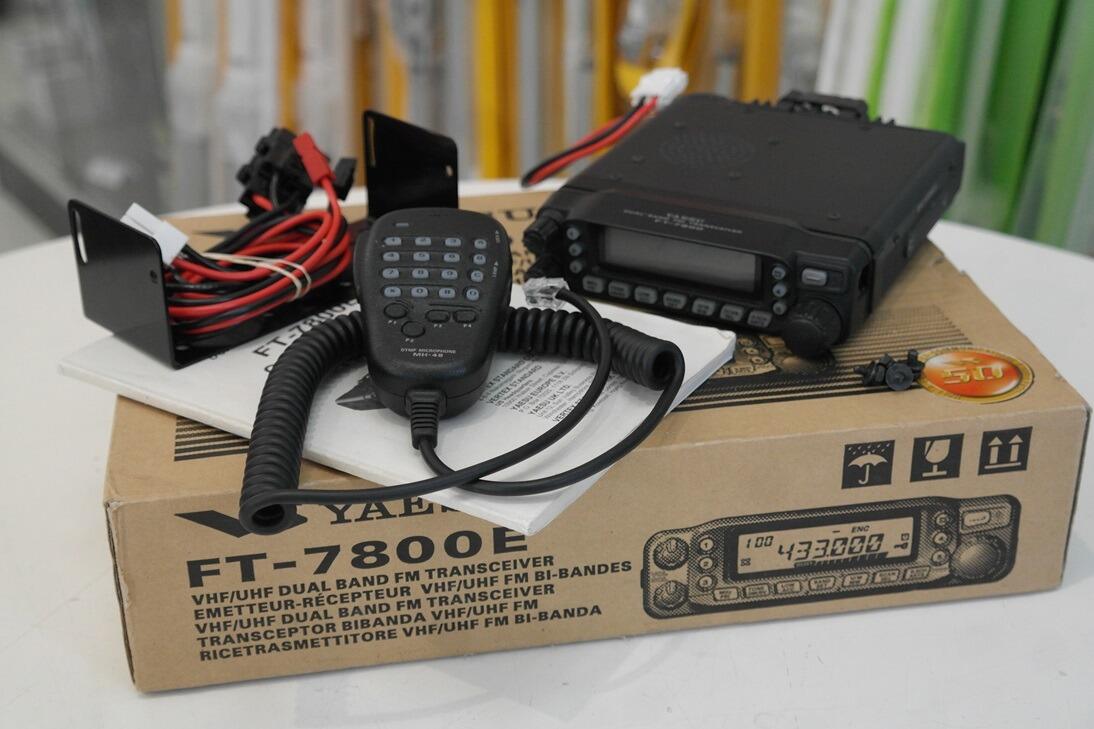 激安売品YAESU / スタンダード　FT-7800　144/430MHz　20W　受信改造済み　新スプリアス規定機種　マイクMH-42B / 車載ブラケット付き モービル